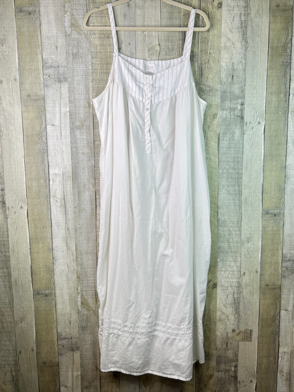 Go Softly Woman (FLAW) 1X White/Blue Pin Striped Gown Sleeveless Spaghetti Strap
